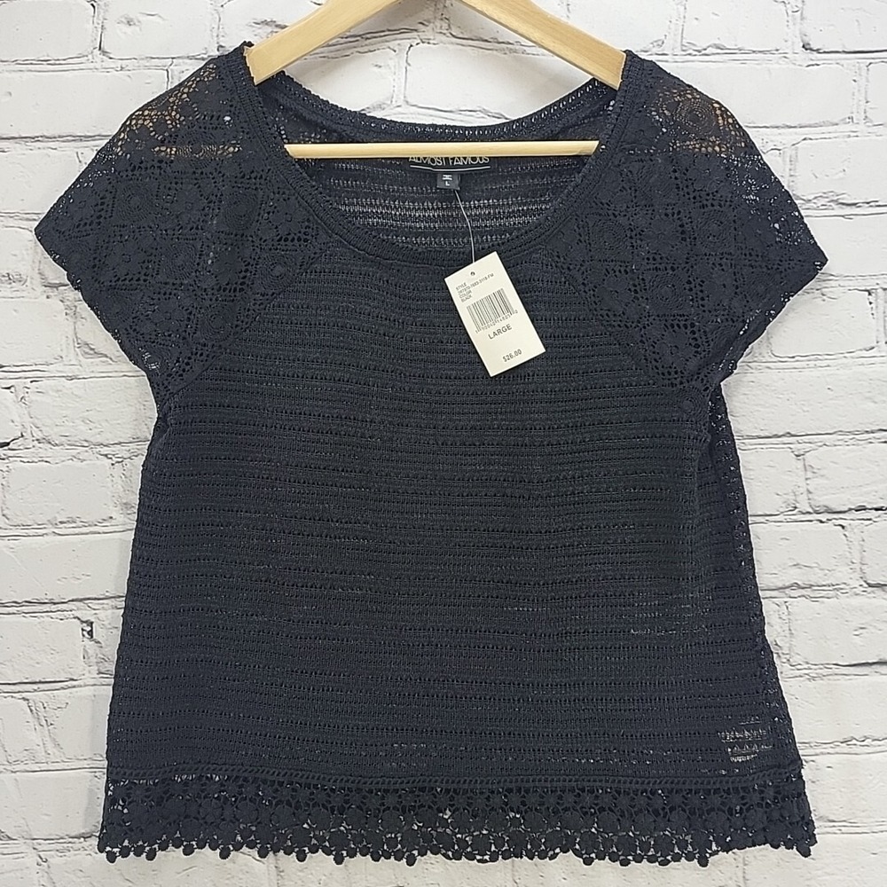Almost Famous Top Womens Sz L Black Short Sleeve Floral Mesh New NWT
